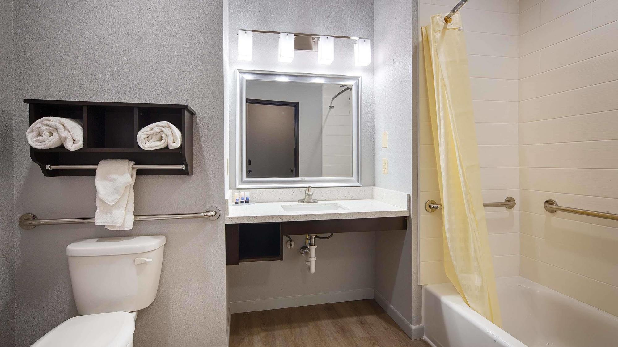 Best Western Plus Lonestar Inn & Suites Colorado City Ngoại thất bức ảnh